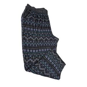 Climate right by Cuddle Duds 2X (22-24) snowflakes pajama pants
winter holiday